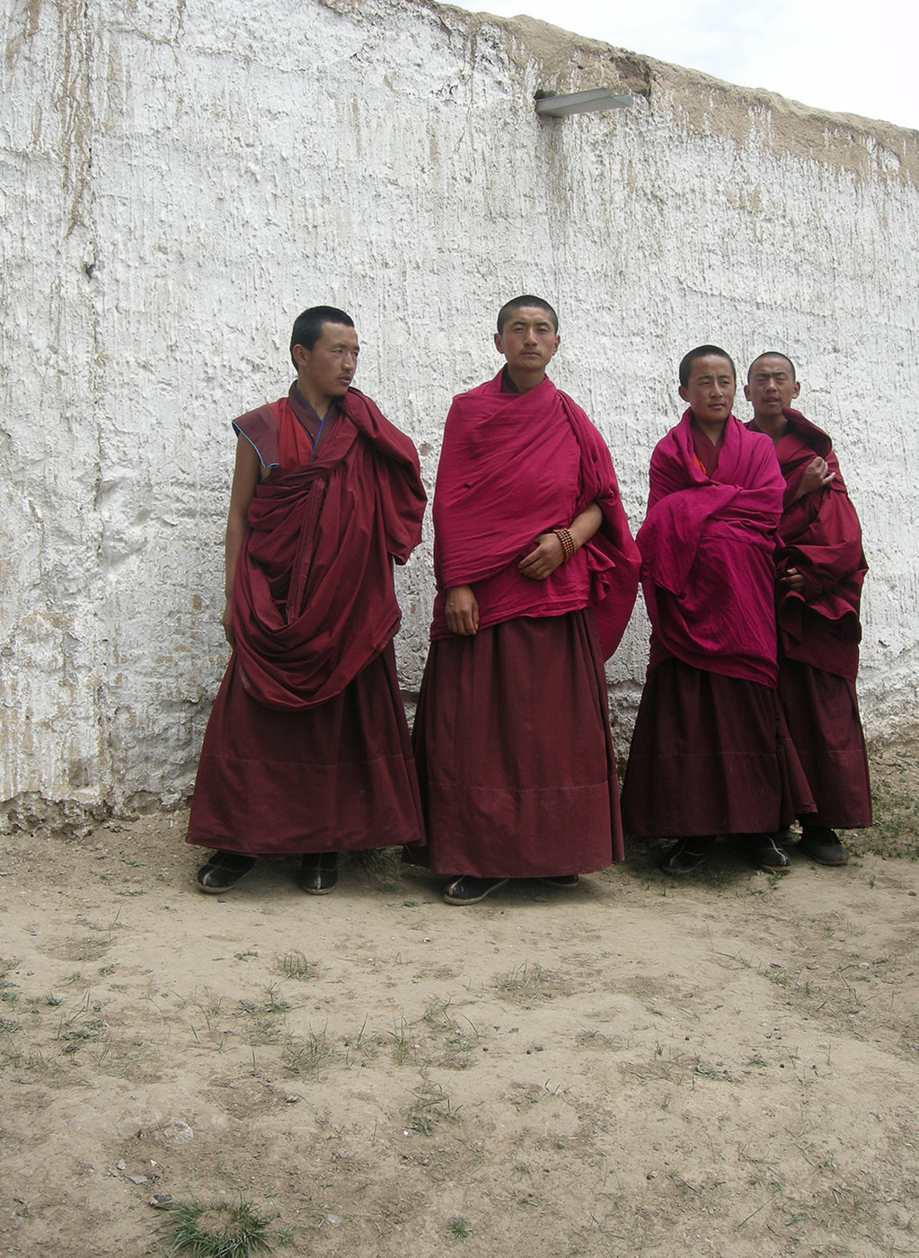 Monaci Del Tibet Orientale.jpeg